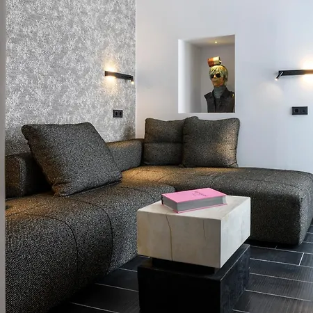Aparthotel She Mykonos - The Residency *