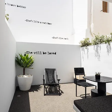 Aparthotel She Mykonos - The Residency