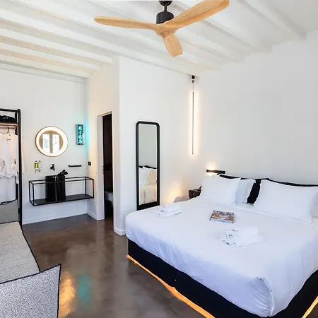 She Mykonos - The Residency Mykonos Town