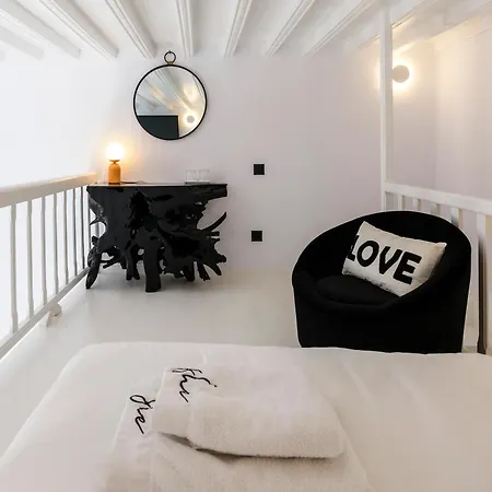 Aparthotel She Mykonos - The Residency